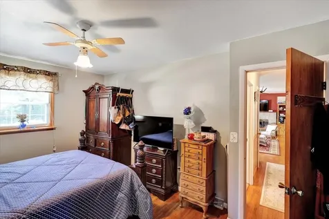 24 Venus Avenue Burlington VT 05408