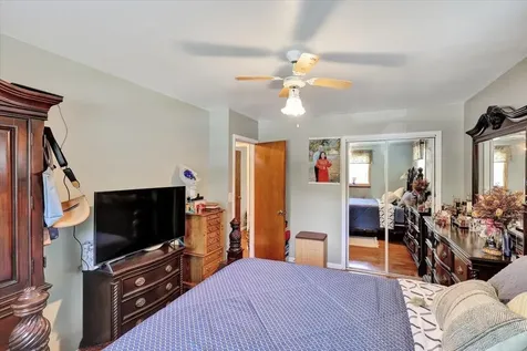 24 Venus Avenue Burlington VT 05408