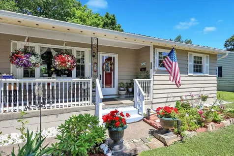 24 Venus Avenue Burlington VT 05408