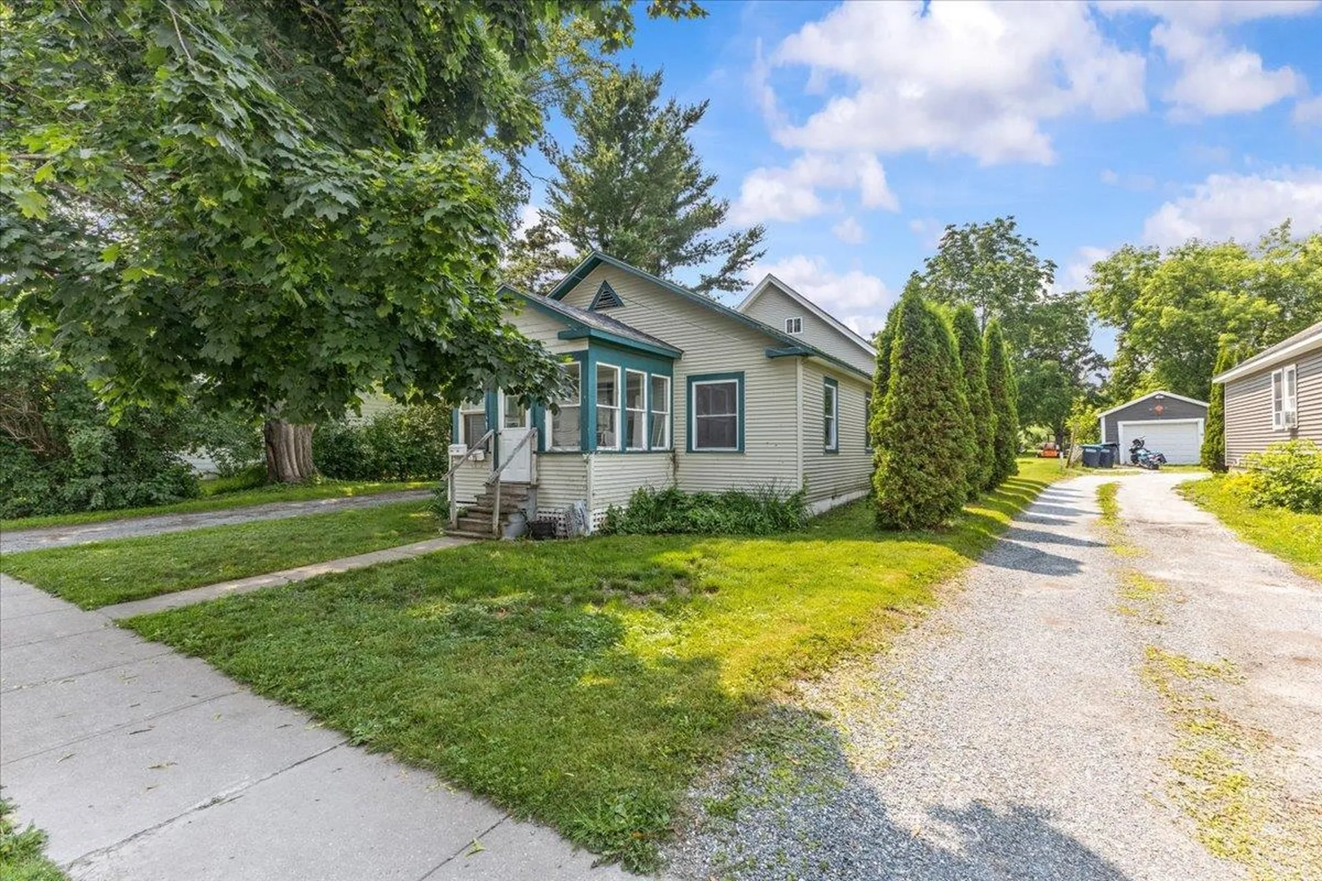 72 North Elm Street St. Albans City VT 05478