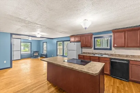 72 North Elm Street St. Albans City VT 05478