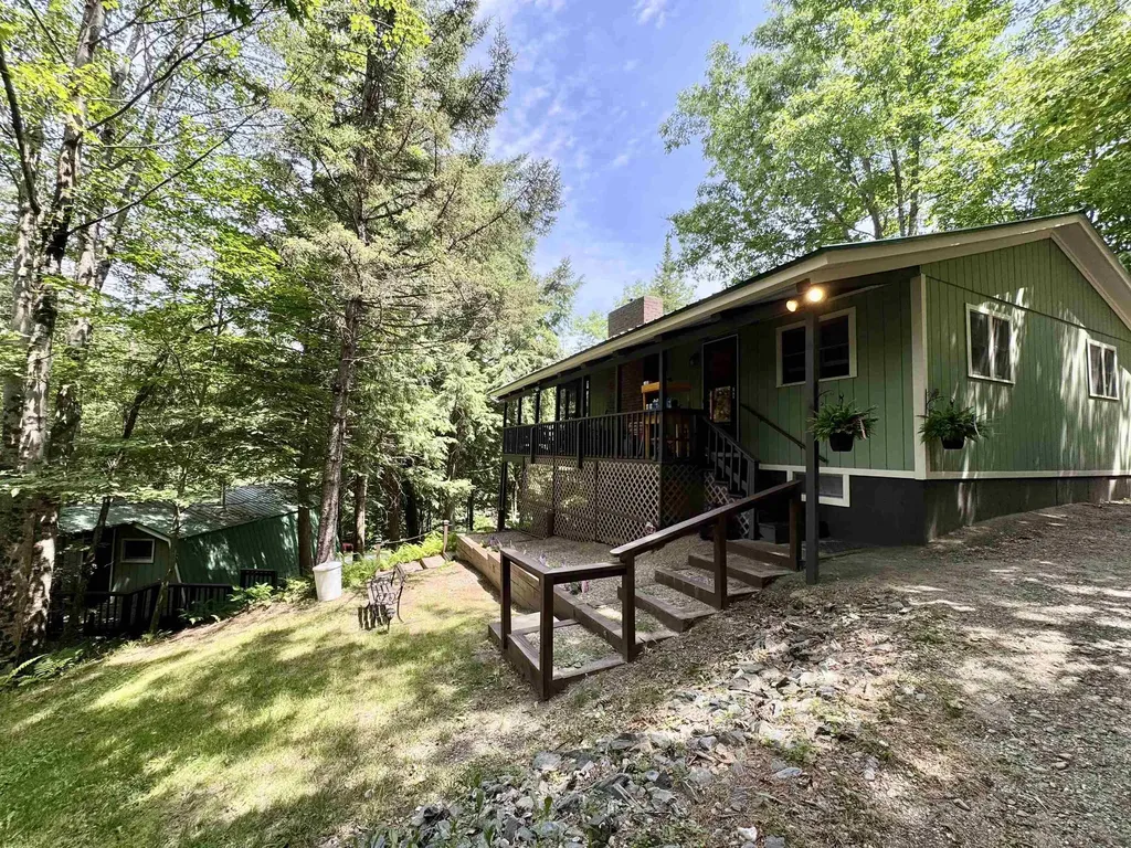 207 Lakeside Drive Haverhill NH 03785