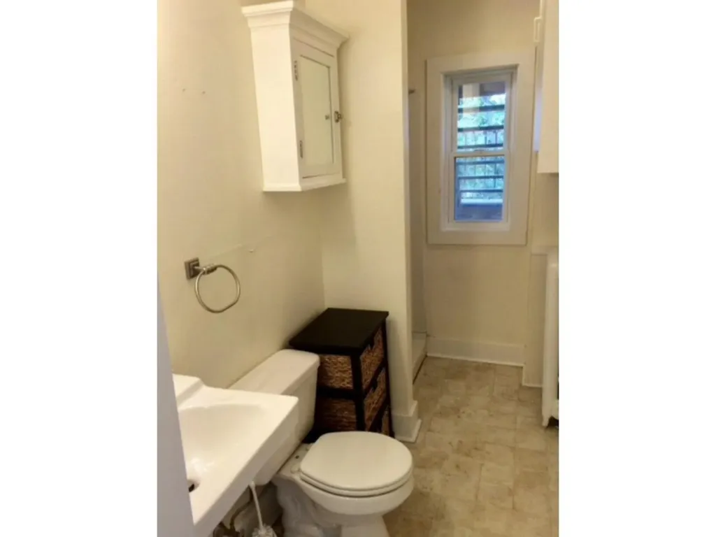 194 Maple Street Burlington VT 05401