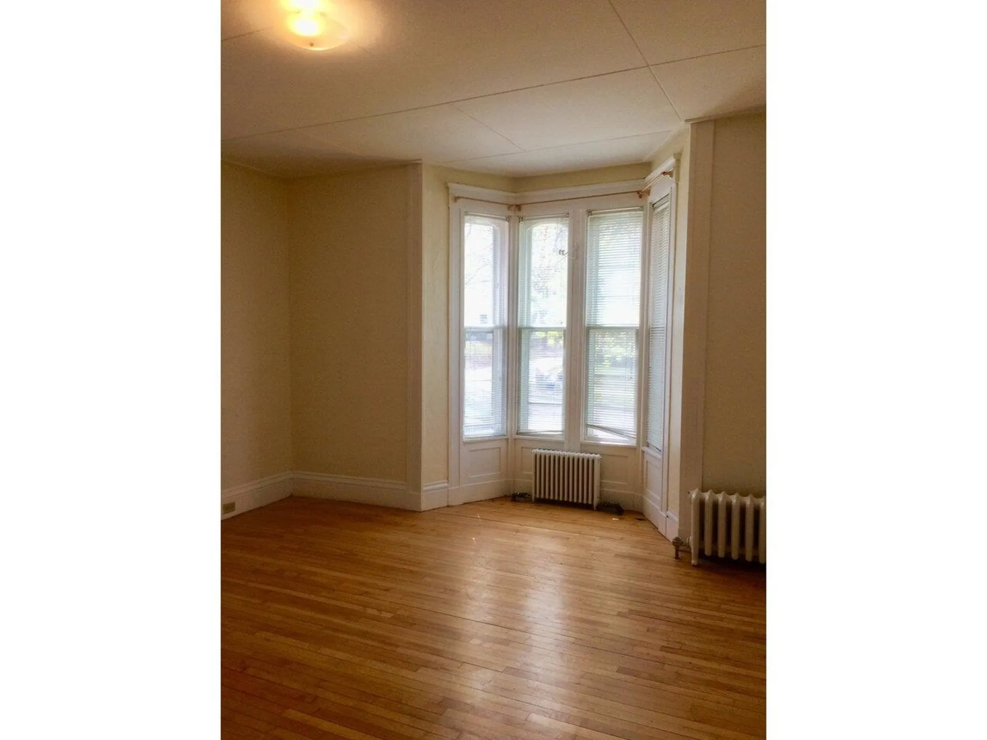 194 Maple Street Burlington VT 05401