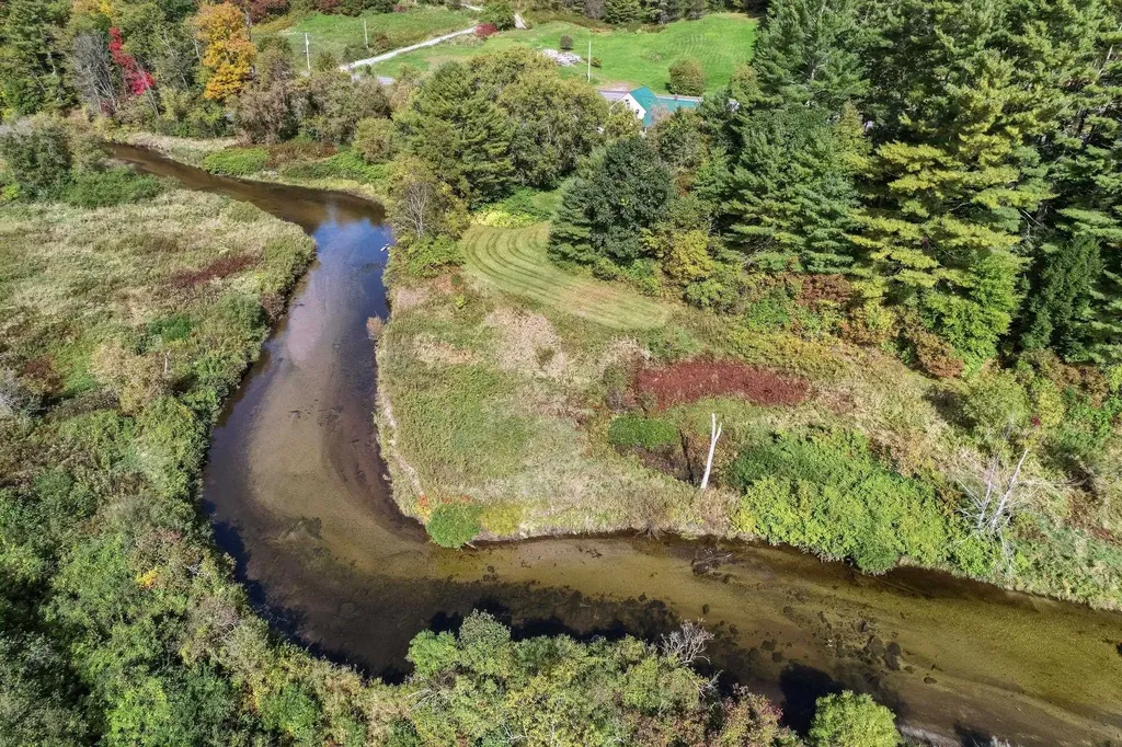 3463 Scott Highway Ryegate VT 05069