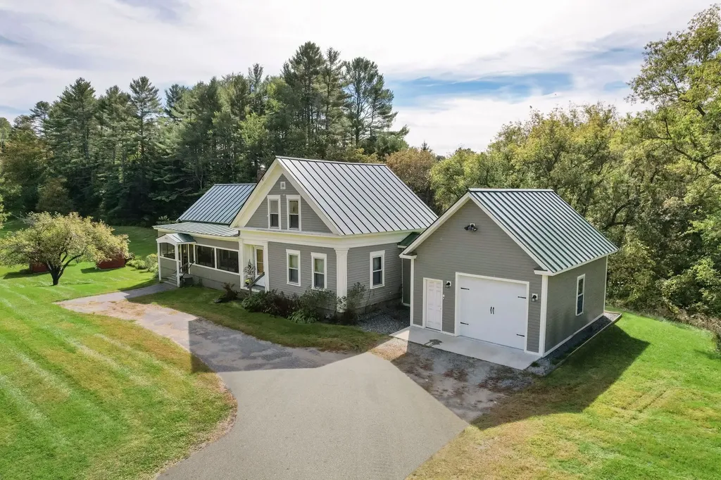 3463 Scott Highway Ryegate VT 05069