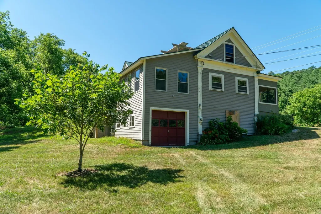 3463 Scott Highway Ryegate VT 05069