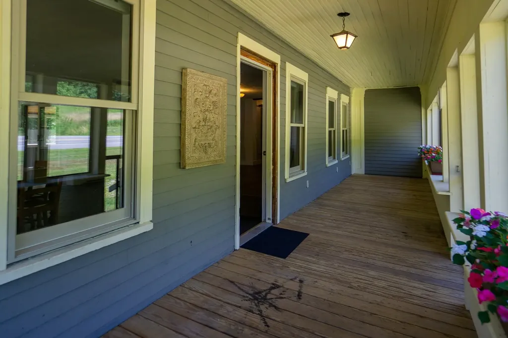 3463 Scott Highway Ryegate VT 05069