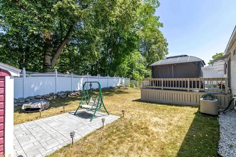 19 Hall Court Portsmouth NH 03801