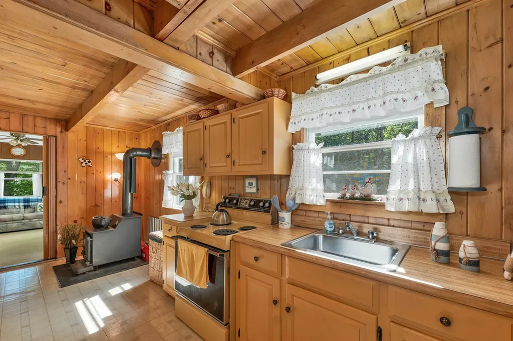 21 Orton Lane Moultonborough NH 03254