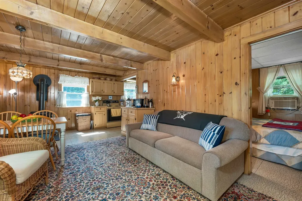 21 Orton Lane Moultonborough NH 03254