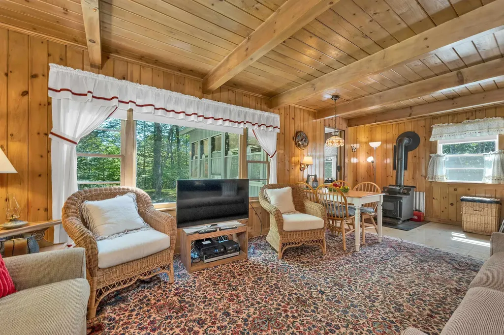 21 Orton Lane Moultonborough NH 03254