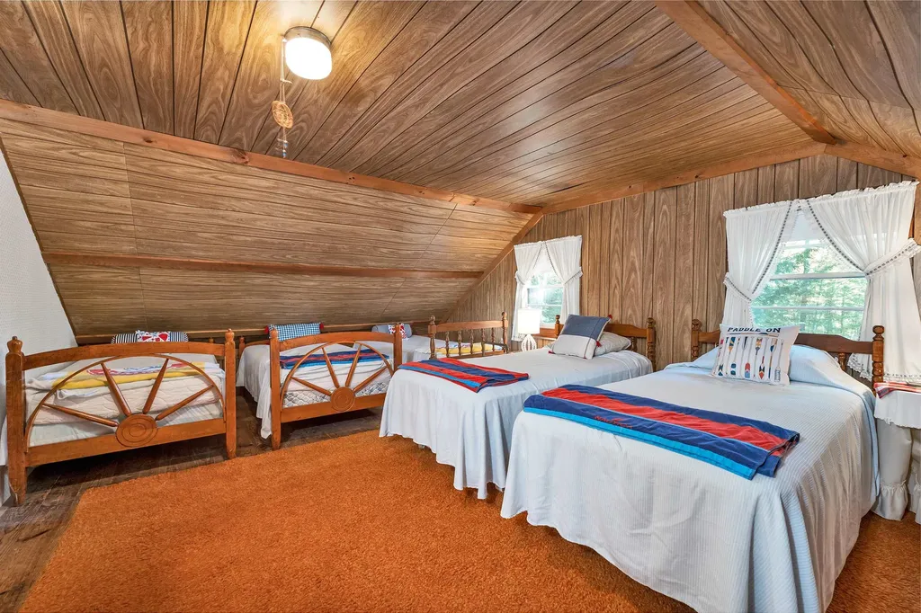 21 Orton Lane Moultonborough NH 03254