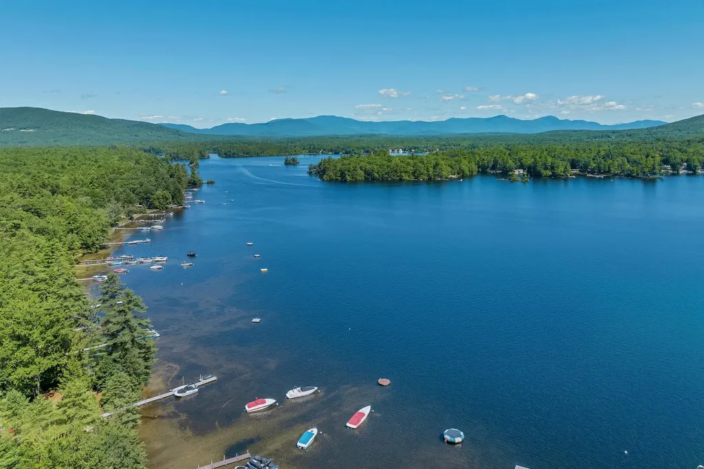 21 Orton Lane Moultonborough NH 03254