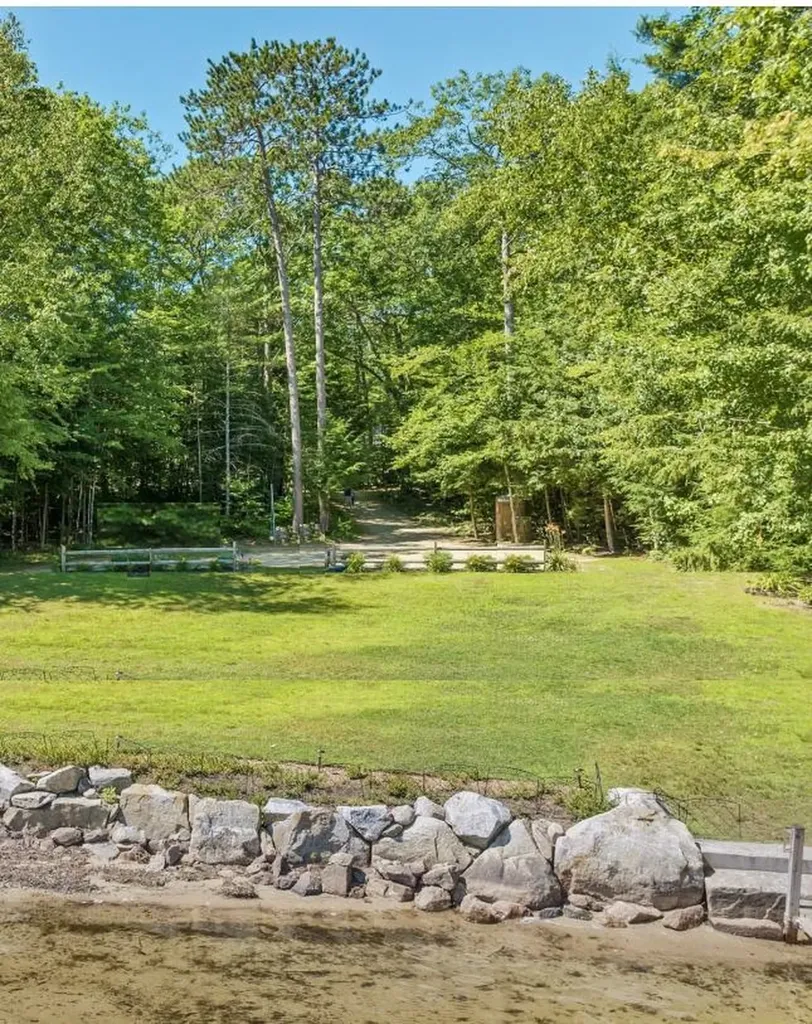 21 Orton Lane Moultonborough NH 03254