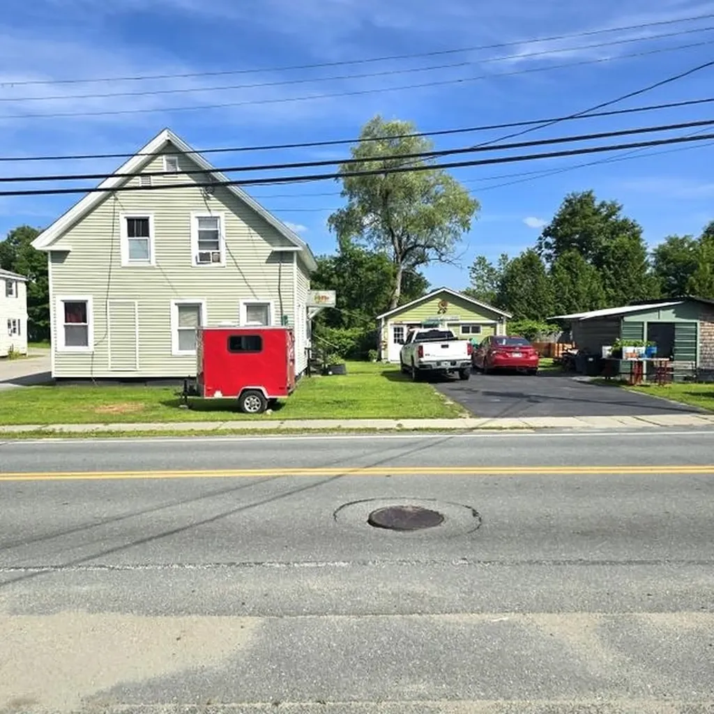 73 Center Street Lyndon VT 05850