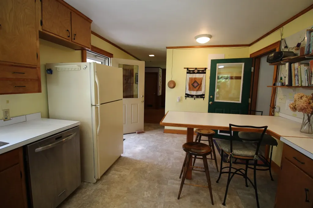 1643 Hammond Hill Road West Windsor VT 05089