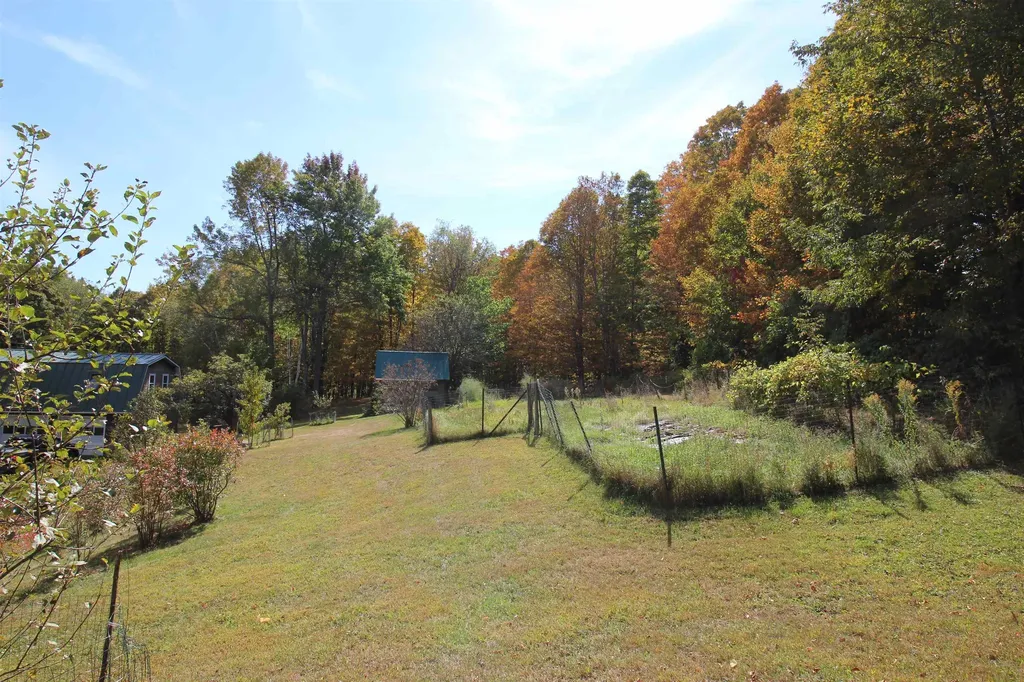 1643 Hammond Hill Road West Windsor VT 05089