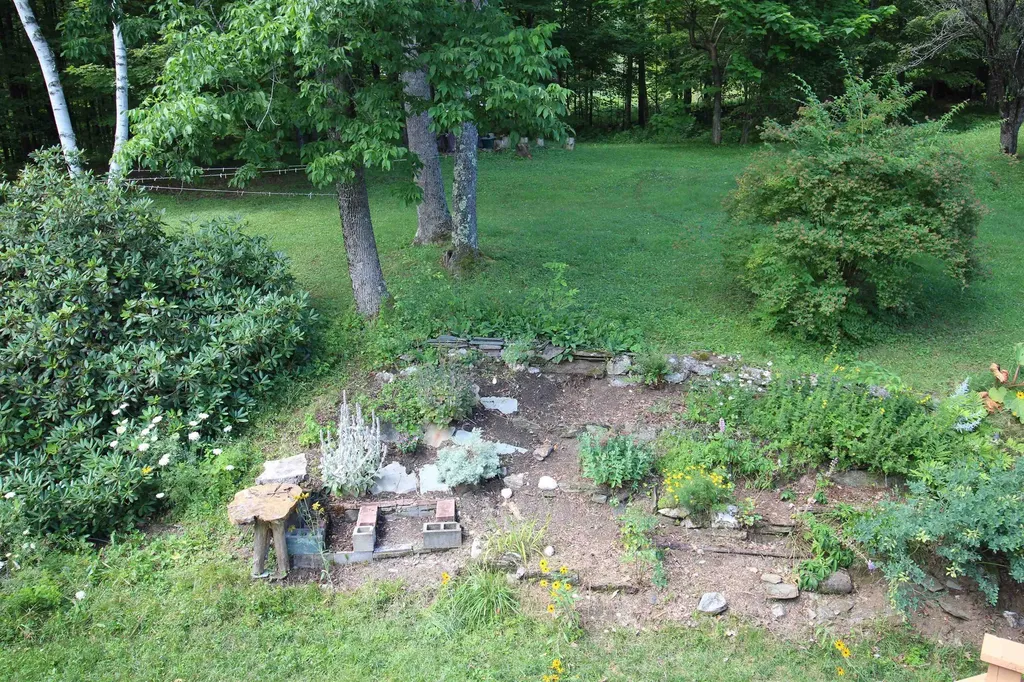 1643 Hammond Hill Road West Windsor VT 05089