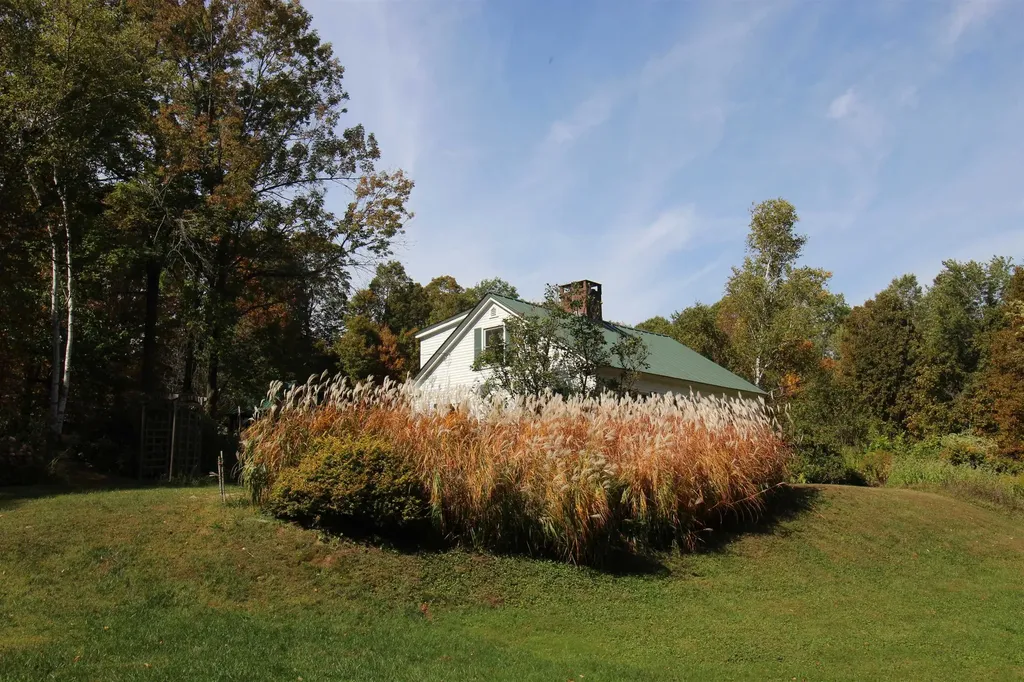 1643 Hammond Hill Road West Windsor VT 05089