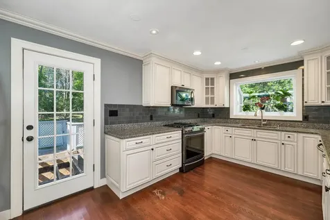 1007 Maplewood Avenue Portsmouth NH 03801