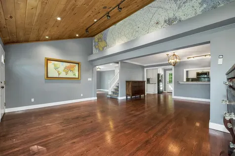 1007 Maplewood Avenue Portsmouth NH 03801