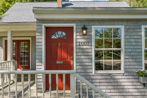 1007 Maplewood Avenue Portsmouth NH 03801