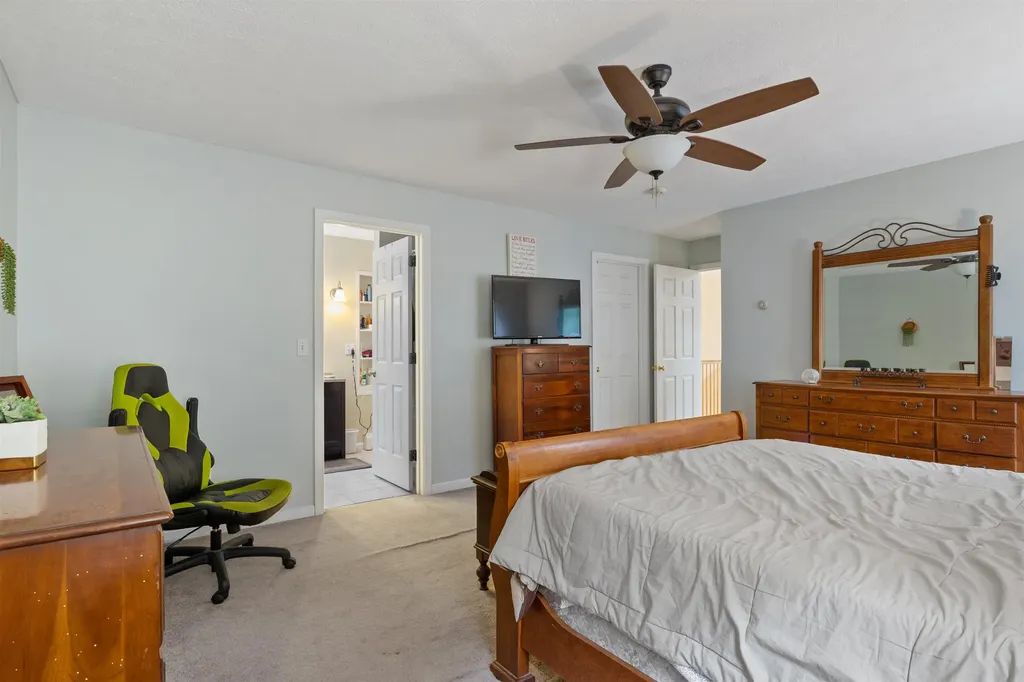 127 Glen Hill Road Dover NH 03820