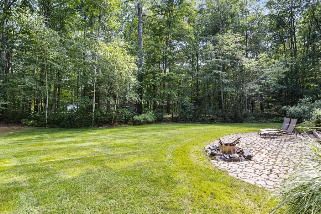 127 Glen Hill Road Dover NH 03820