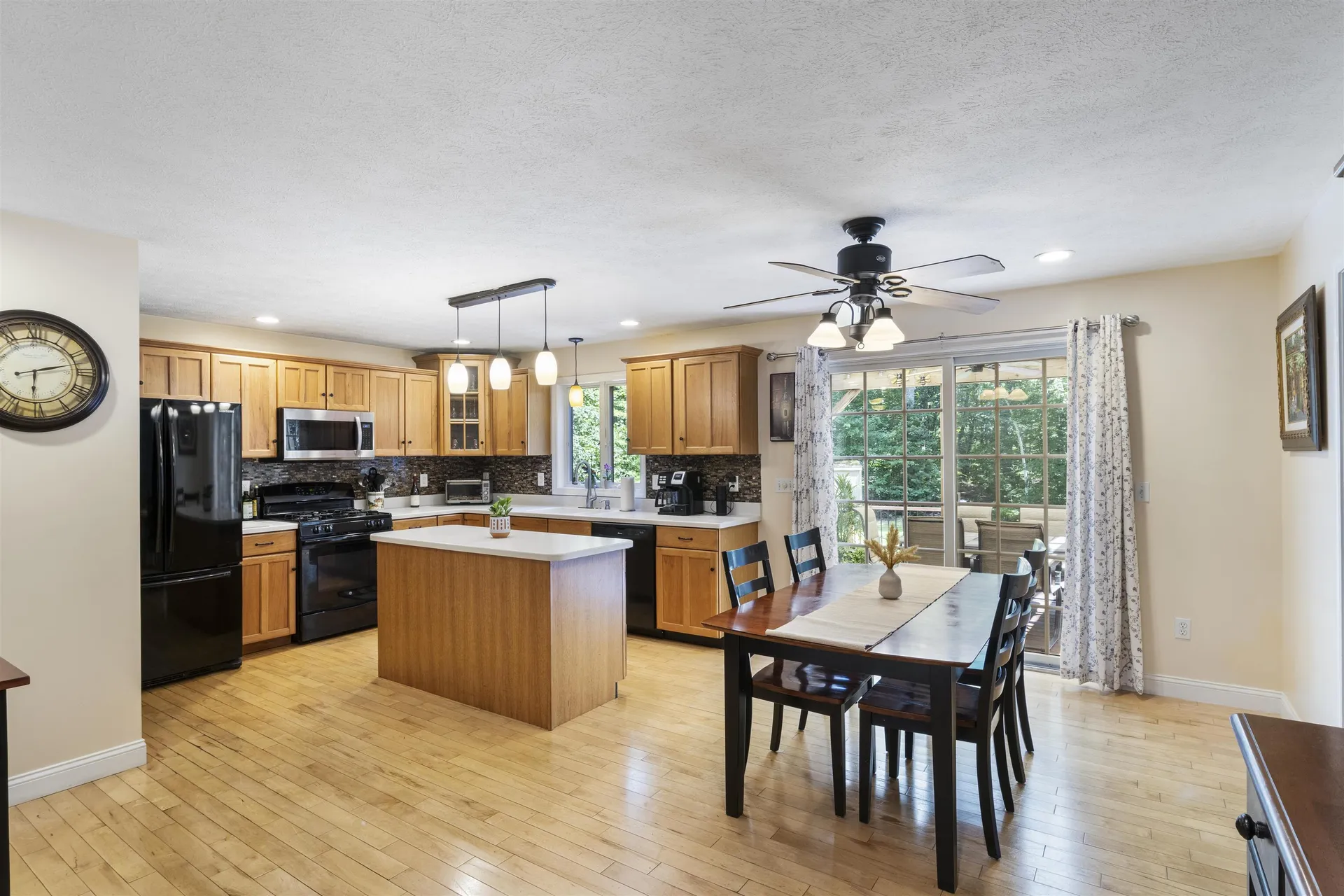 127 Glen Hill Road Dover NH 03820