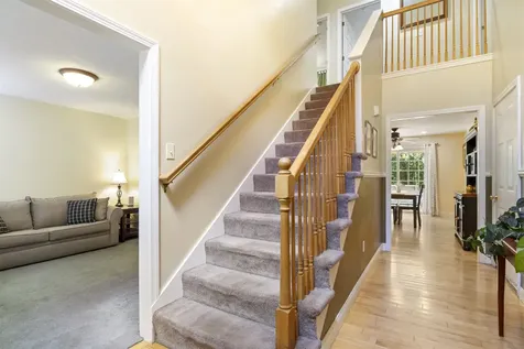 127 Glen Hill Road Dover NH 03820