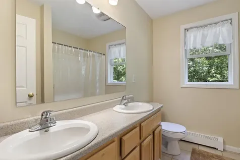 127 Glen Hill Road Dover NH 03820