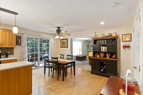 127 Glen Hill Road Dover NH 03820