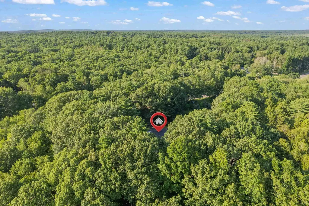 124 Exeter Road North Hampton NH 03862