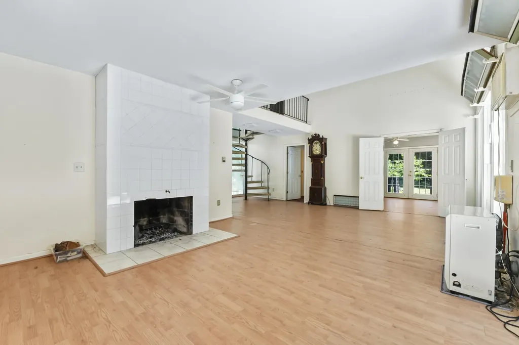 124 Exeter Road North Hampton NH 03862