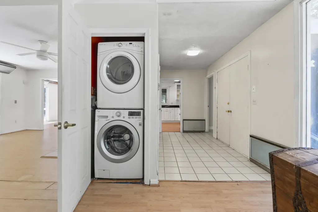 124 Exeter Road North Hampton NH 03862