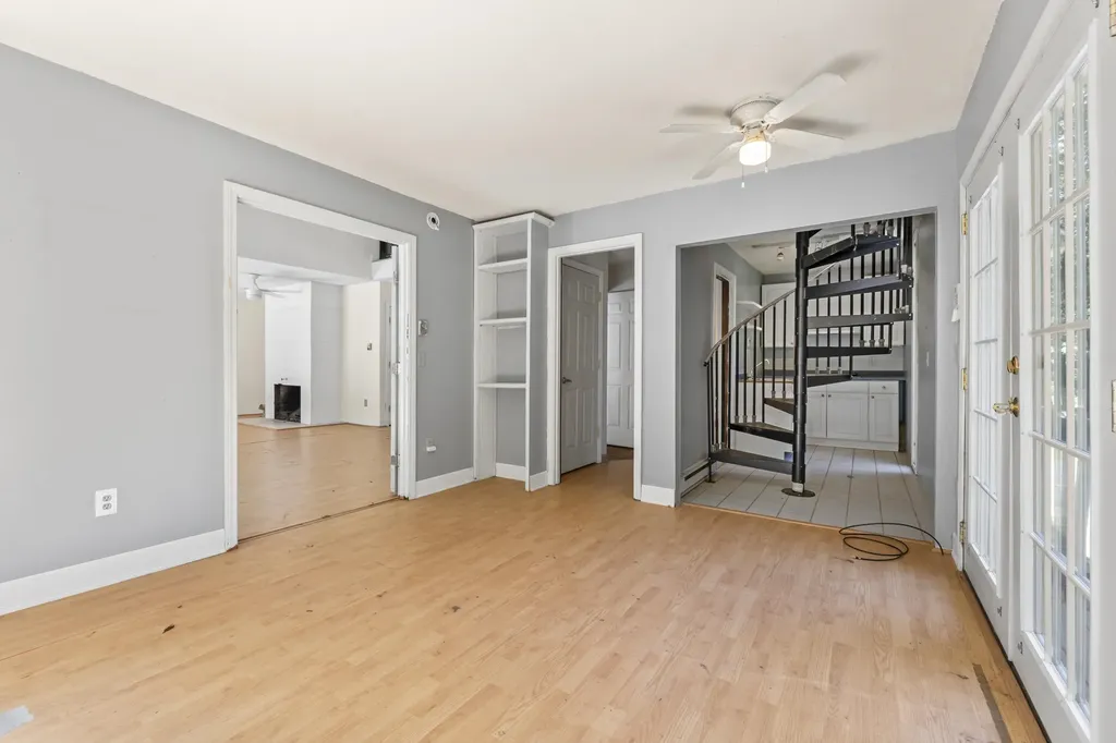 124 Exeter Road North Hampton NH 03862