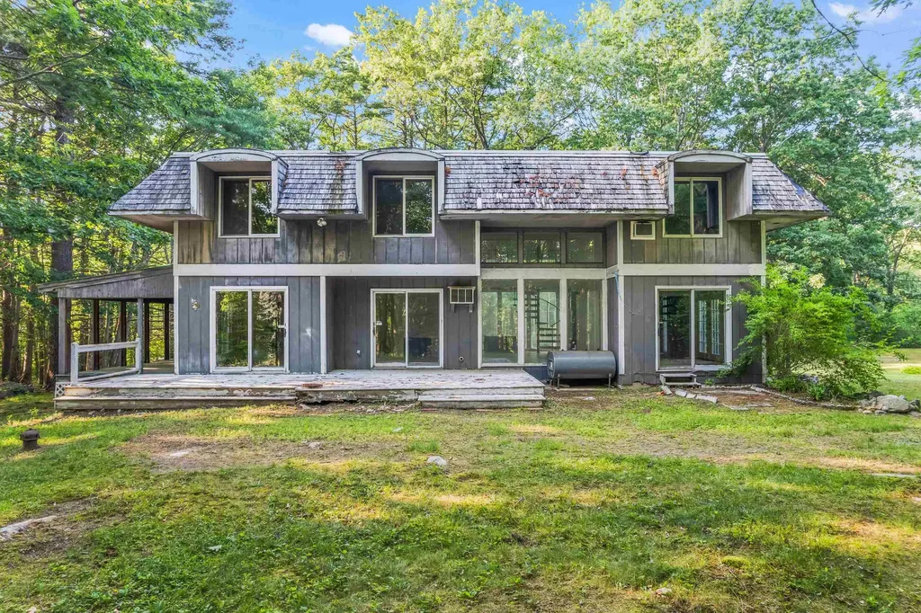 124 Exeter Road North Hampton NH 03862