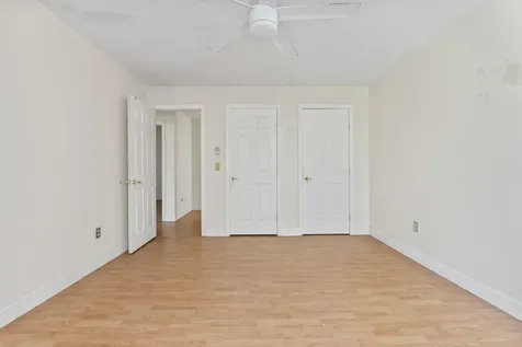 124 Exeter Road North Hampton NH 03862