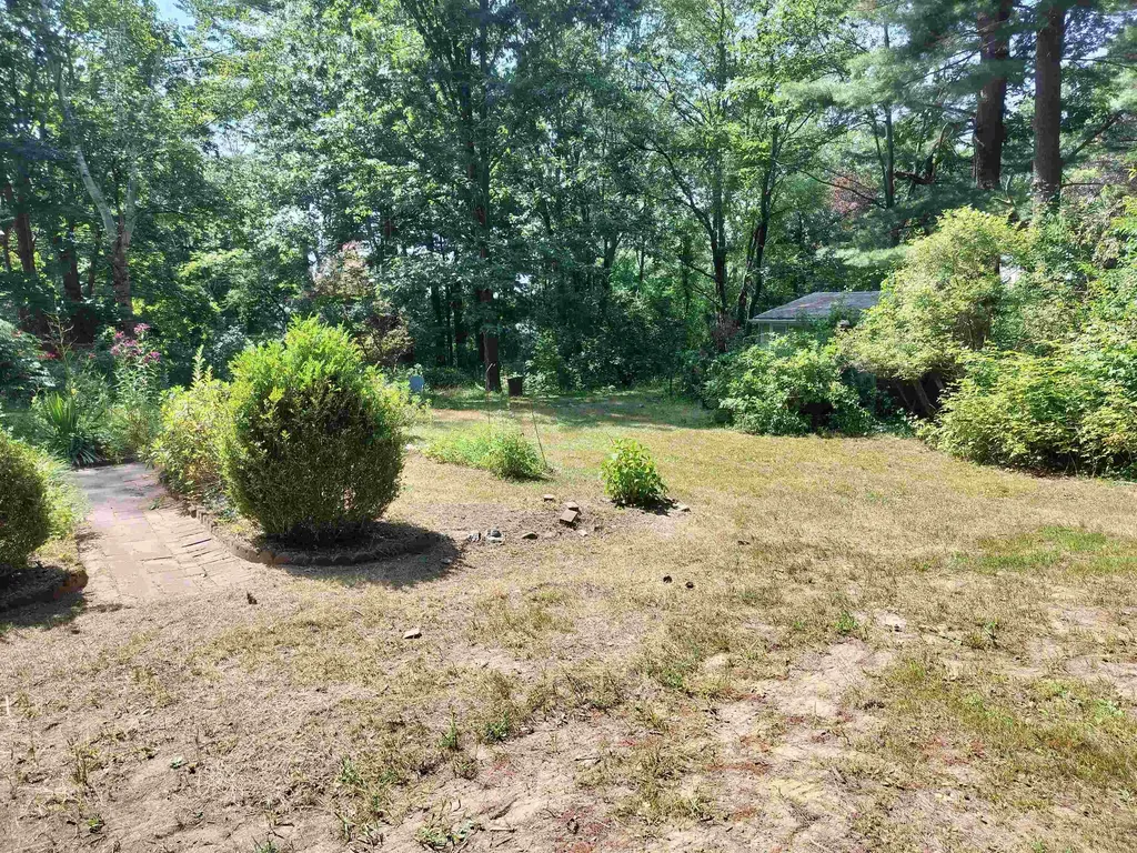 11 Ayers Lane Dover NH 03820