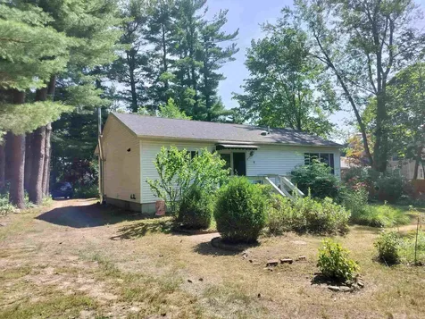 11 Ayers Lane Dover NH 03820