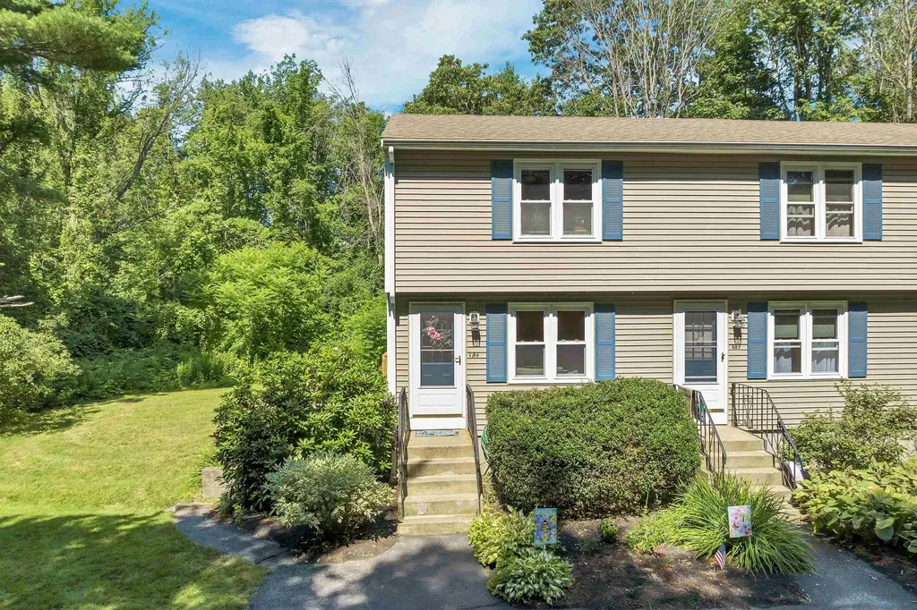 25a Hampton Road Exeter NH 03833