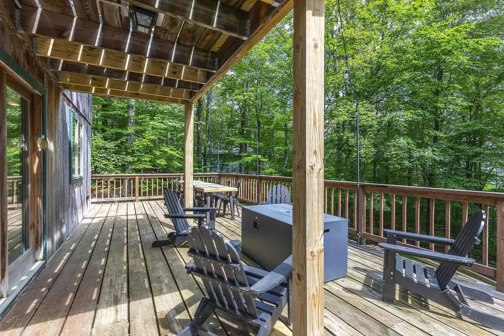 86 Benson Fuller Drive Winhall VT 05340