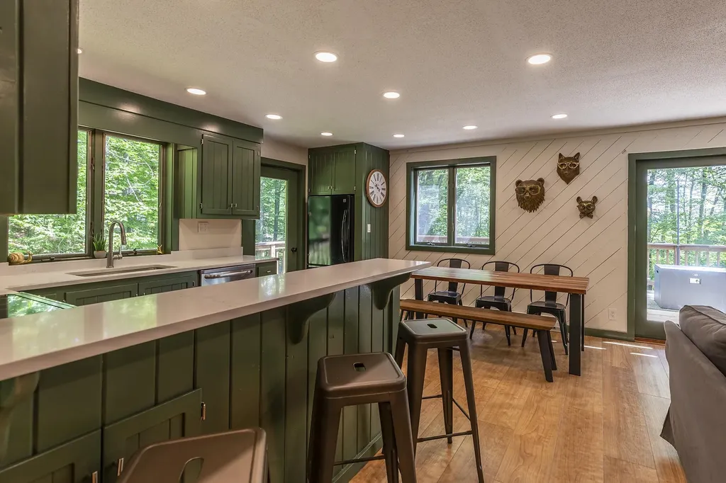 86 Benson Fuller Drive Winhall VT 05340