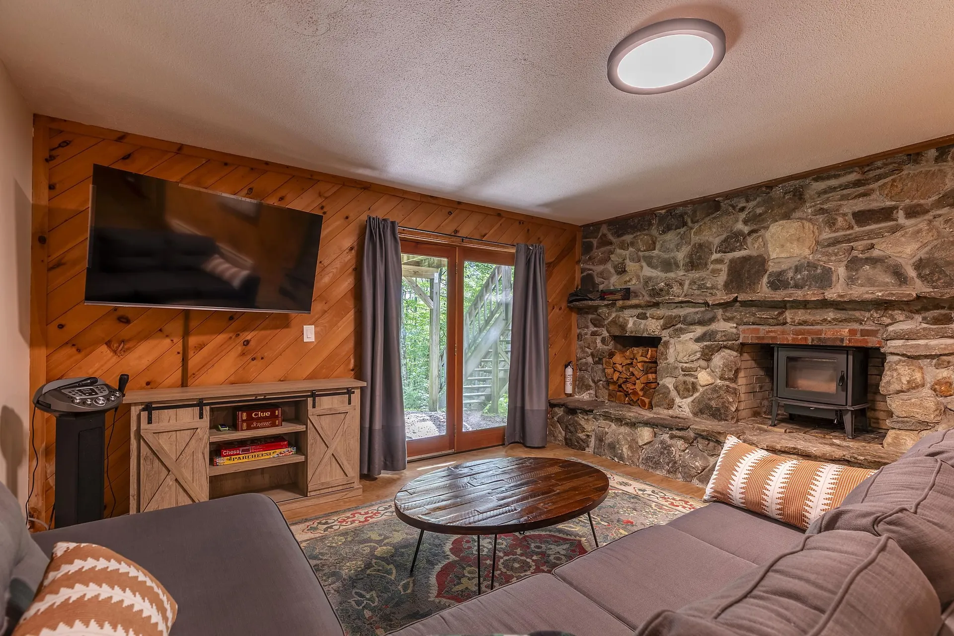 86 Benson Fuller Drive Winhall VT 05340