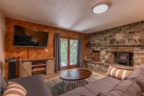 86 Benson Fuller Drive Winhall VT 05340