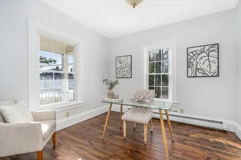 61 Manchester Street Nashua NH 03064