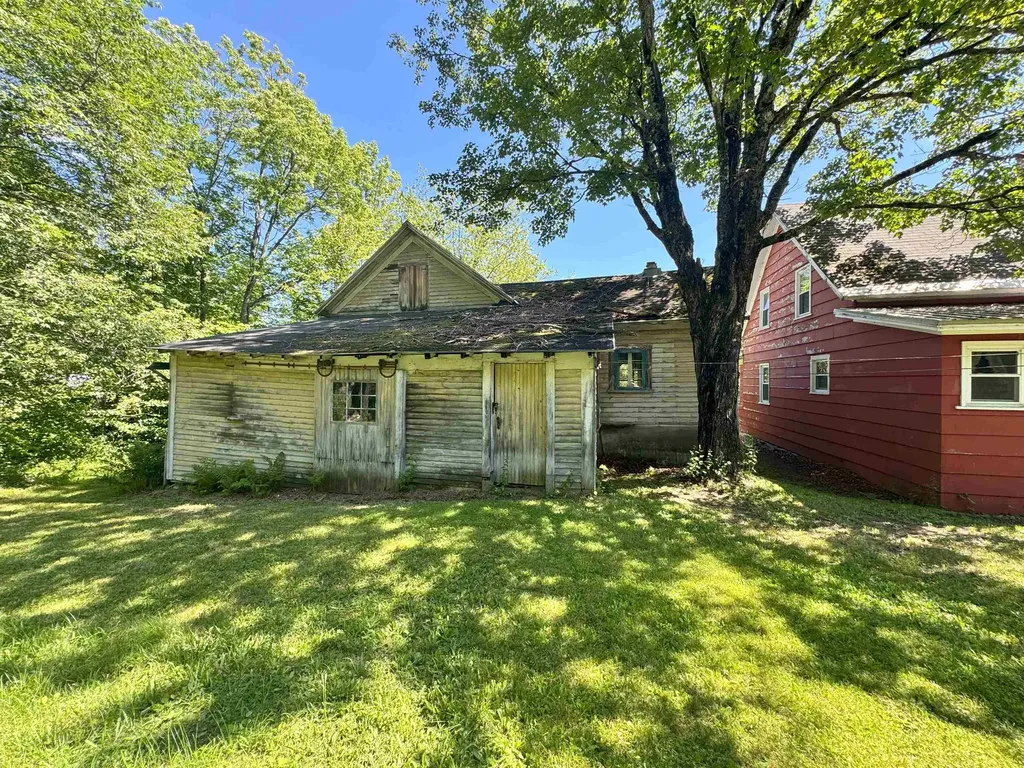 348 Percy Road Stark NH 03582