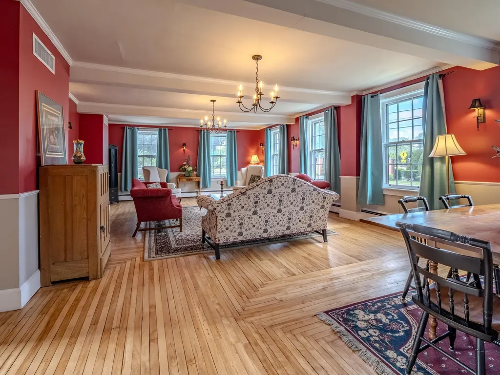 328 Main Street Poultney VT 05764