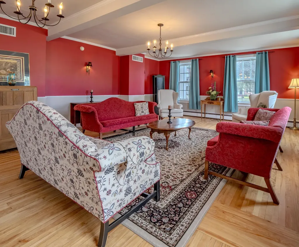 328 Main Street Poultney VT 05764